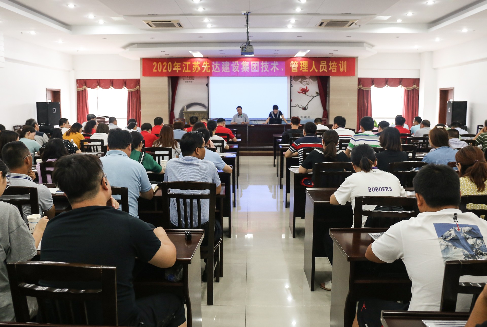 1593654544179425.jpg 1593654544179425.jpg